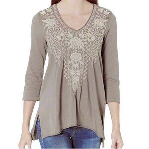 Johnny Was Daniela Embroidered Tunic Top Handkerchief Hem V Neck Size M